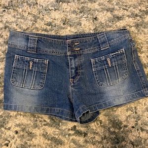 Unionbay short shorts, Juniors 7, denim, cotton/polyester/spandex w/pockets